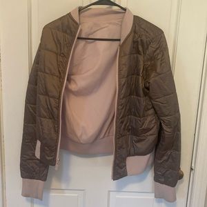Lululemon reversible puffer size 6